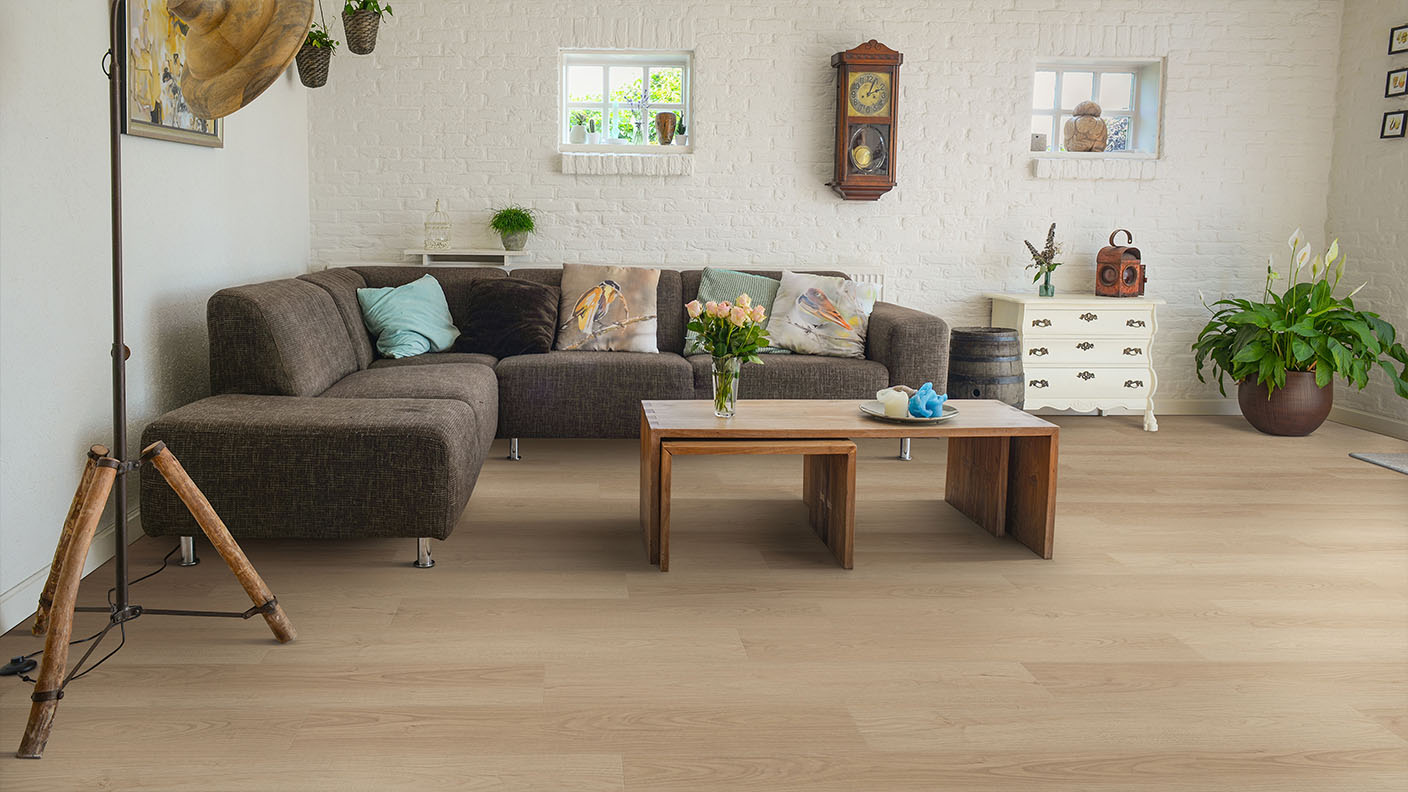 MS-004 — Classic Oak, med innrettingum